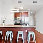 High-End 1Br W Rooftop Amenities