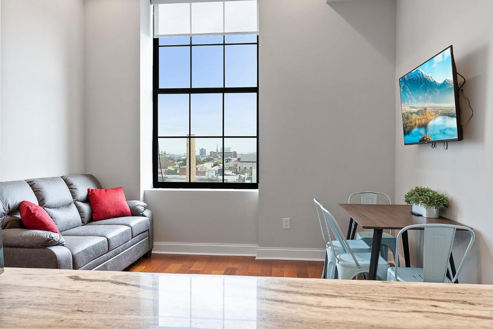 High-end 1br W Rooftop Amenities * Philadelphia
